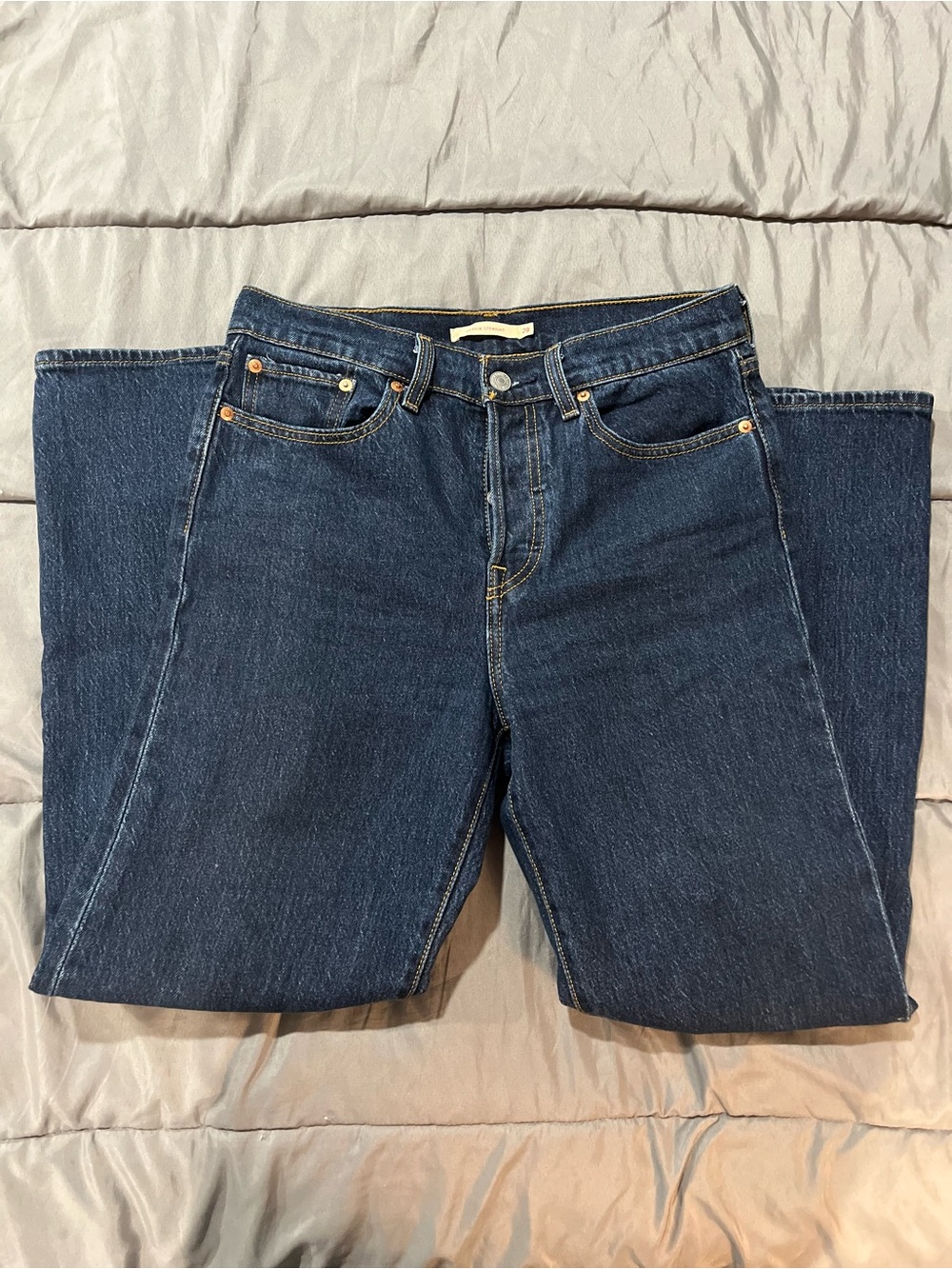 Levi's Classic Straight Leg Jeans in Deep Blue Denim - Picture 2 of 5